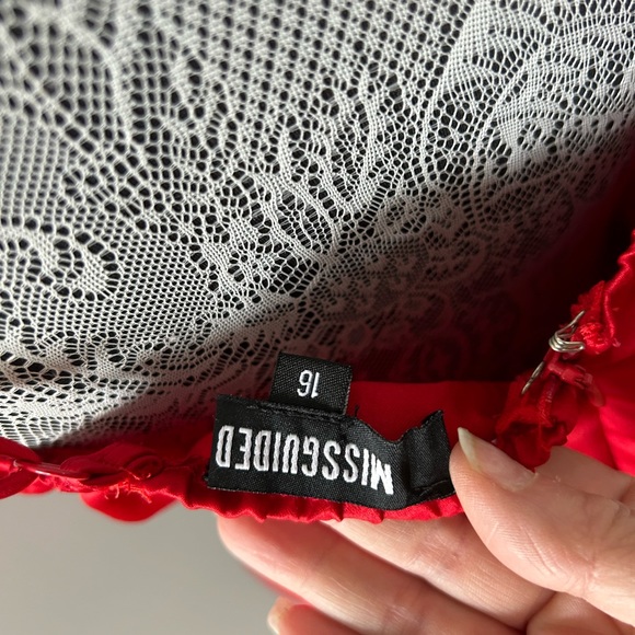 Misguided Red Deep Vneck Pleated Dress Size 12 - Picture 5 of 7